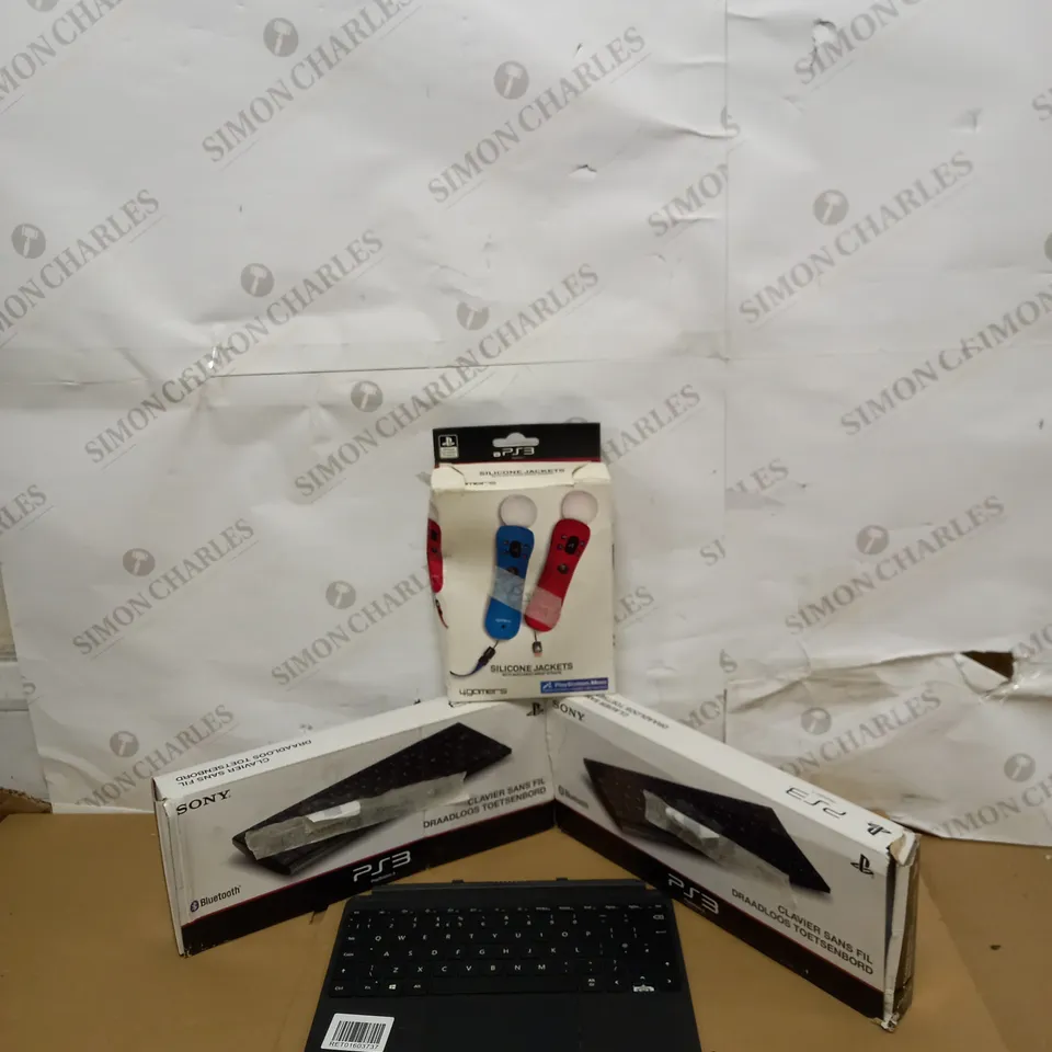 LOT OF APROXIMATELY 4 ELECTRICAL ACCESSORIES TO INCLUDE MICROSOFT TABLET KEYBOARD, 2 PS3 KEYBOARDS AND PS3 SILICONE JACKETS