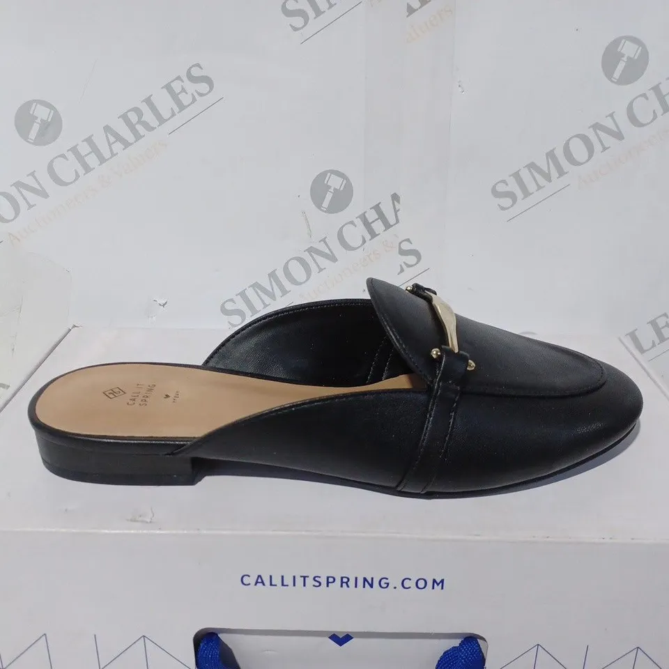 BOXED CALL IT SPRING TRIRESA LADIES SHOE - UK 4