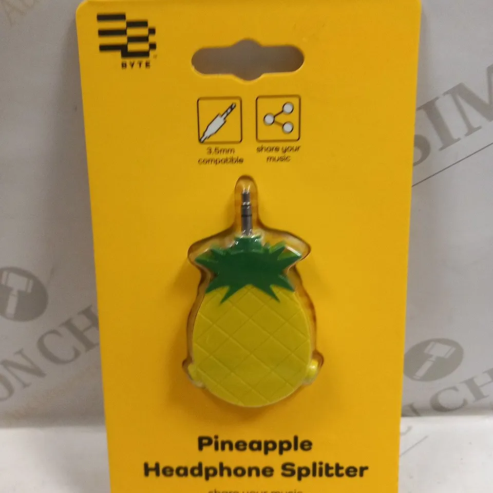 8 BYTE PINEAPPLE HEADPHONE SPLITTERS