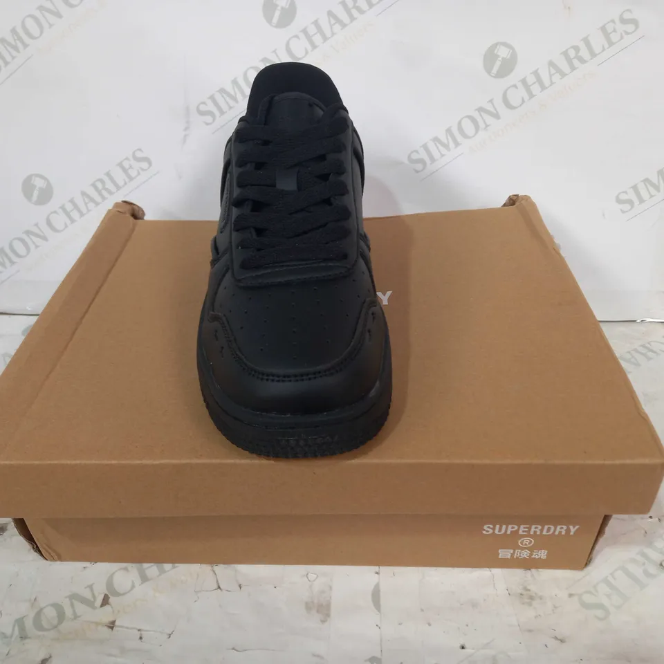 BOXED PAIR OF SUPERDRY SHOES IN BLACK UK SIZE 5