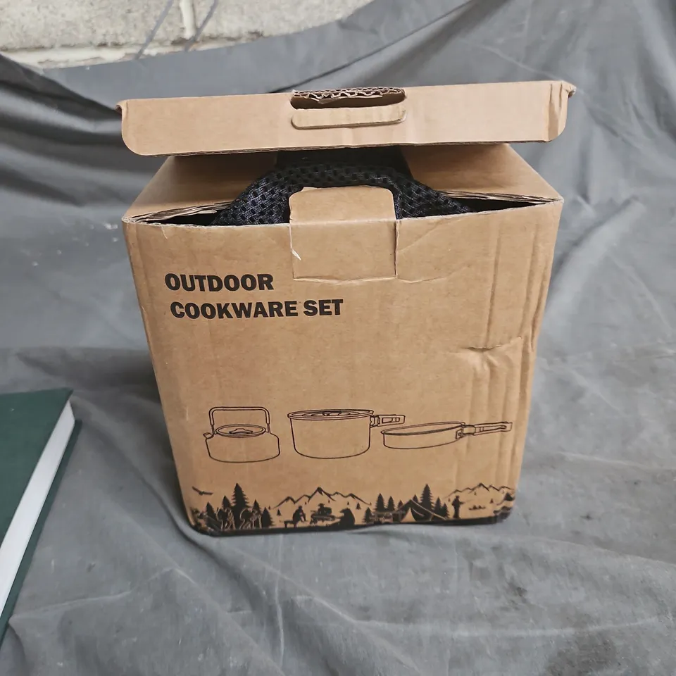 BOX OF APPROXIMATELY 9 ASSORTED HOUSEHOLD ITEMS INCLUDING PHOTO ALBUM AND OUTDOOR COOKWARE SET 