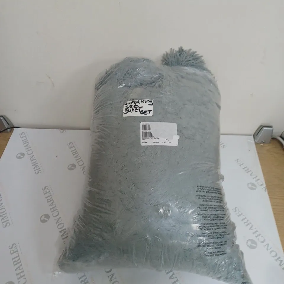 COZEE HOME FLUFFY 3 PIECE SUPERKING DUVET SET 