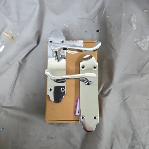 EPSOM LATCH HANDLE 170MM – CHROME PLATED, 1 PAIR