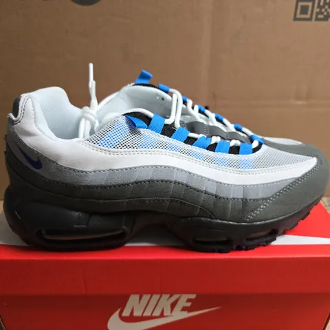 BOXED PAIR OF NIKE AIR MAX 95 TT – UK 8 