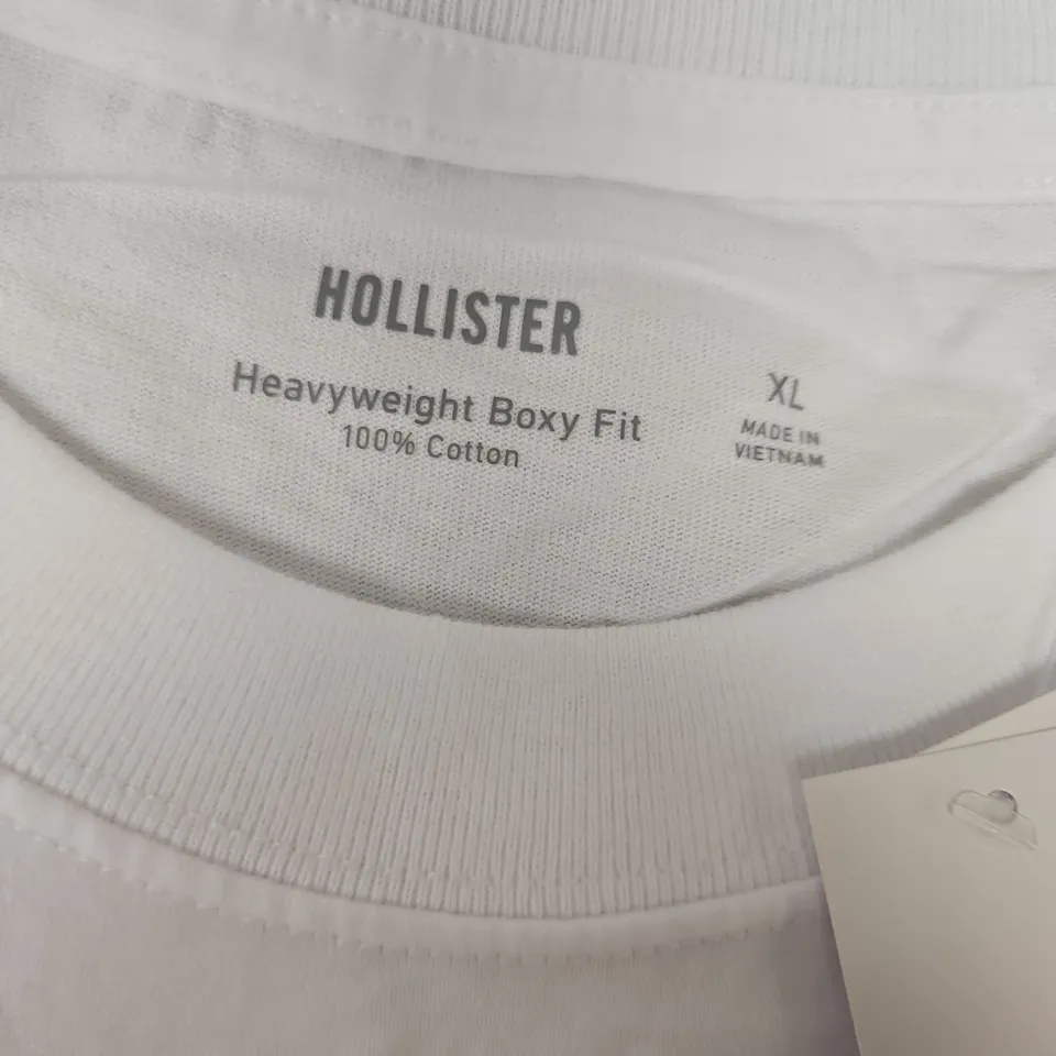 HOLLISTER WHITE T‑SHIRT – HEAVYWEIGHT BOXY FIT, GOLF COURSE GRAPHIC, XL