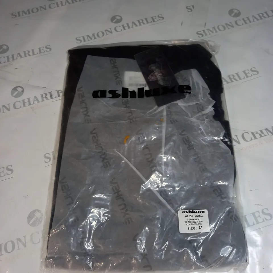 ASHLUXE LOGO T-SHIRT SIZE M
