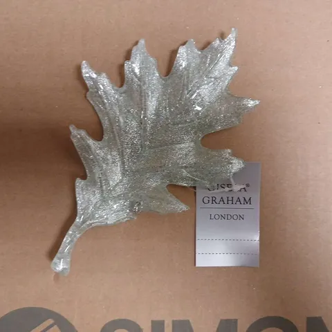 BOX OF APPROXIMATELY 20 GISELA GRAHAM ACRYLIC CHRISTMAS TREE DECORATIONS