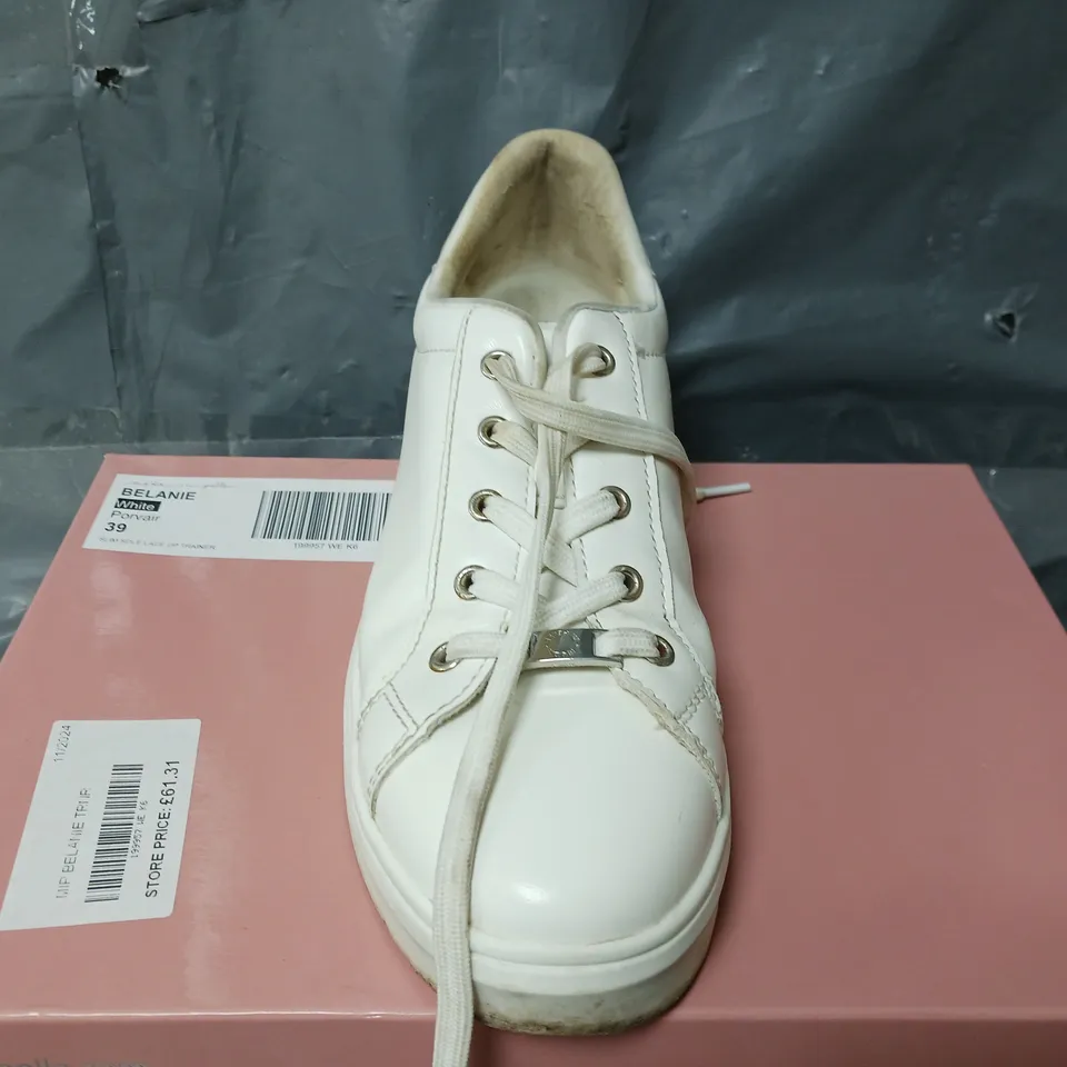 BOXED MODA IN PELLE BELAINE TRAINER IN WHITE - SIZE 6