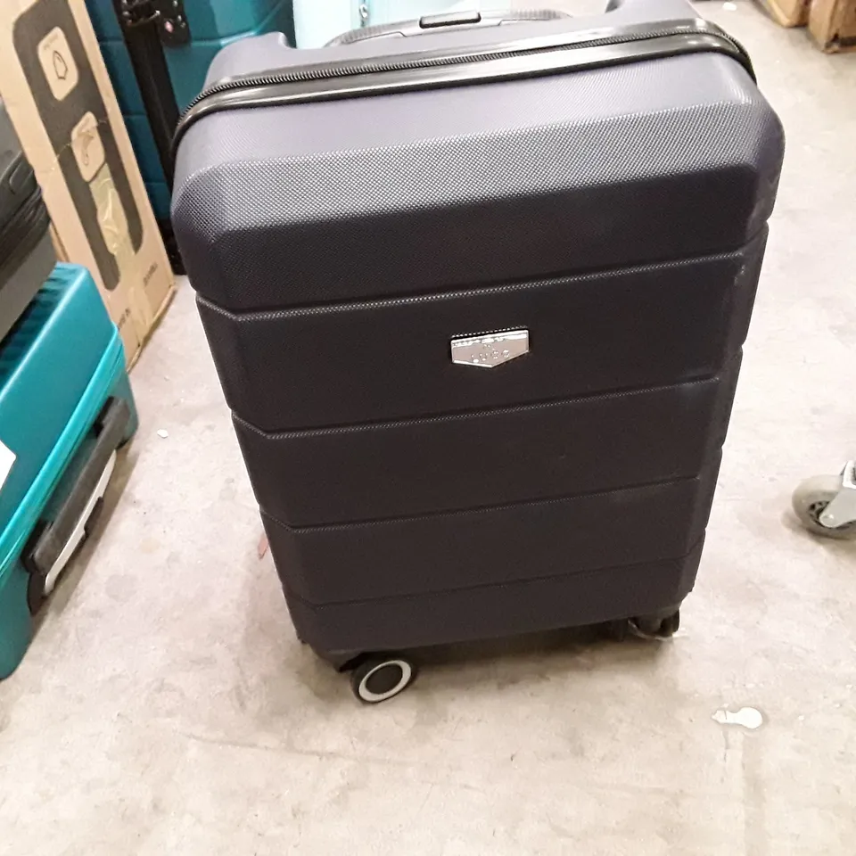 UNBOXED KEPLIN LUGG SMALL SIZE TRAVEL LUGGAGE WITH WHEELS BLACK COLOUR