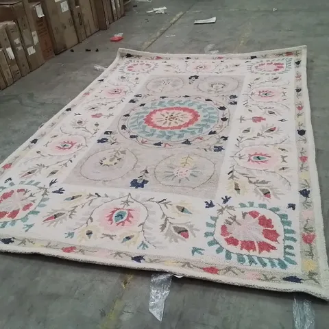 QUALITY DESIGNER AREA RUG APPROXIMATELY 300X200CM