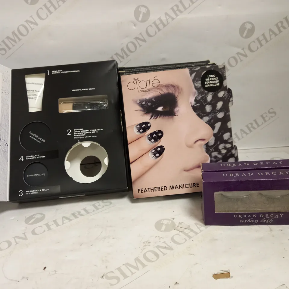 LOT OF APPROX 6 ASSORTED COSMETIC PRODUCTS TO INCLUDE URBAN DECAY STRIP LASHES, CIATE FEATHERED MANICURE SETS & INCOMPLETE BAREMINERALS SKINCARE SET 
