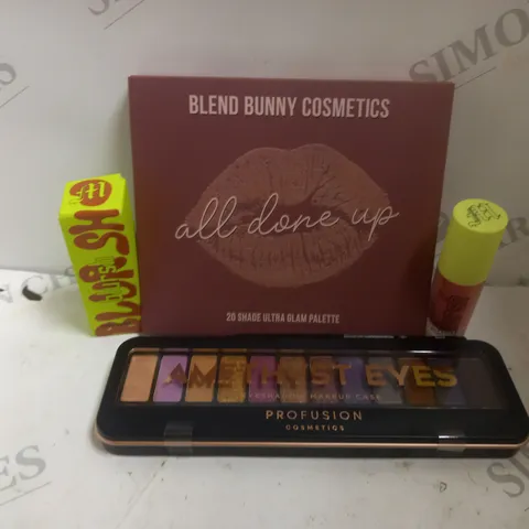 APPROXIMATELY 5 ASSORTED MAKEUP ITEMS TO INCLUDE BLEND BUNNY COSMETICS 20 SHADE ULTRA GLAM PALETTE (24g), AMETHYST EYES PROFUSION COSMETICS EYESHADOW MAKEUP CASE, BOBBI BROWN LONG-WEAR CREAM SHADOW ST