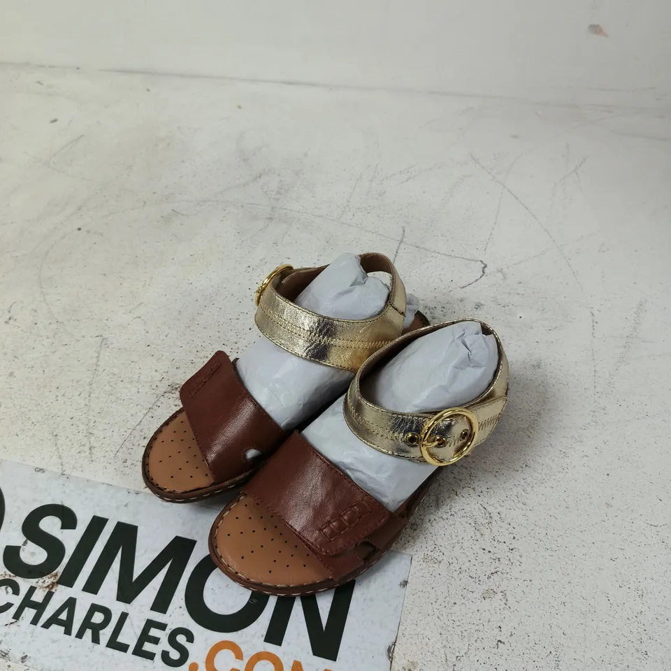 LEATHER COLLECTION NATASHA KIDS' SANDALS - UK 3 - TAN
