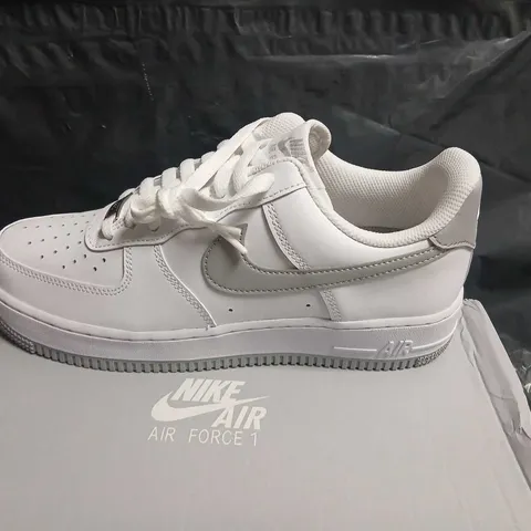 NIKE AIR FORCE 1 '07 SNEAKERS – WHITE/LIGHT SMOKE GREY SIZE 6.5