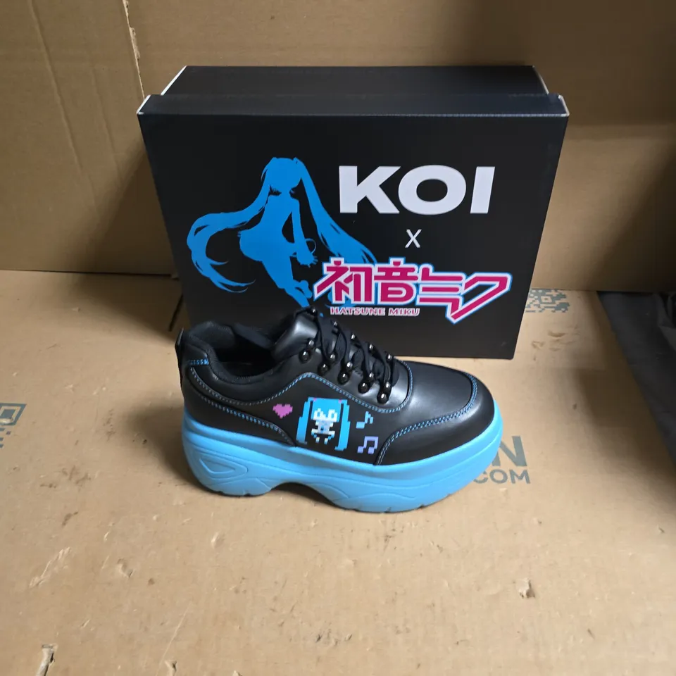 KOI HATSUNE MIKU VIRTUAL DIVA MIKU CHUNKY TRAINERS - BLACK - UK SIZE 3 