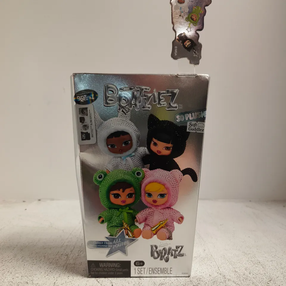 BOXED BRATZ BRATZIES PLUSH BLIND BOX