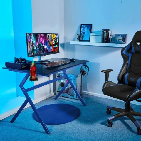 BOXED METAL BASE COMPUTER DESK
