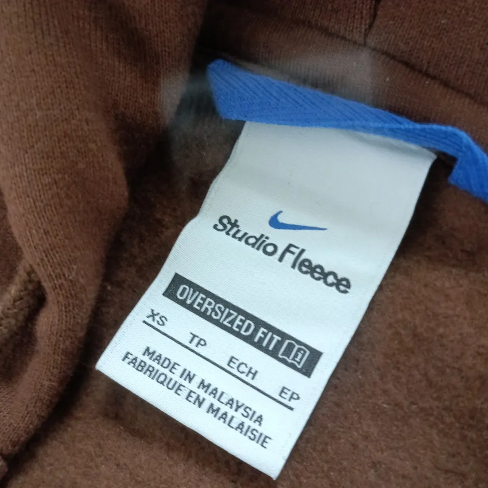 NIKE BROWN ZIP HOODIE (WOMENS) – UK XS