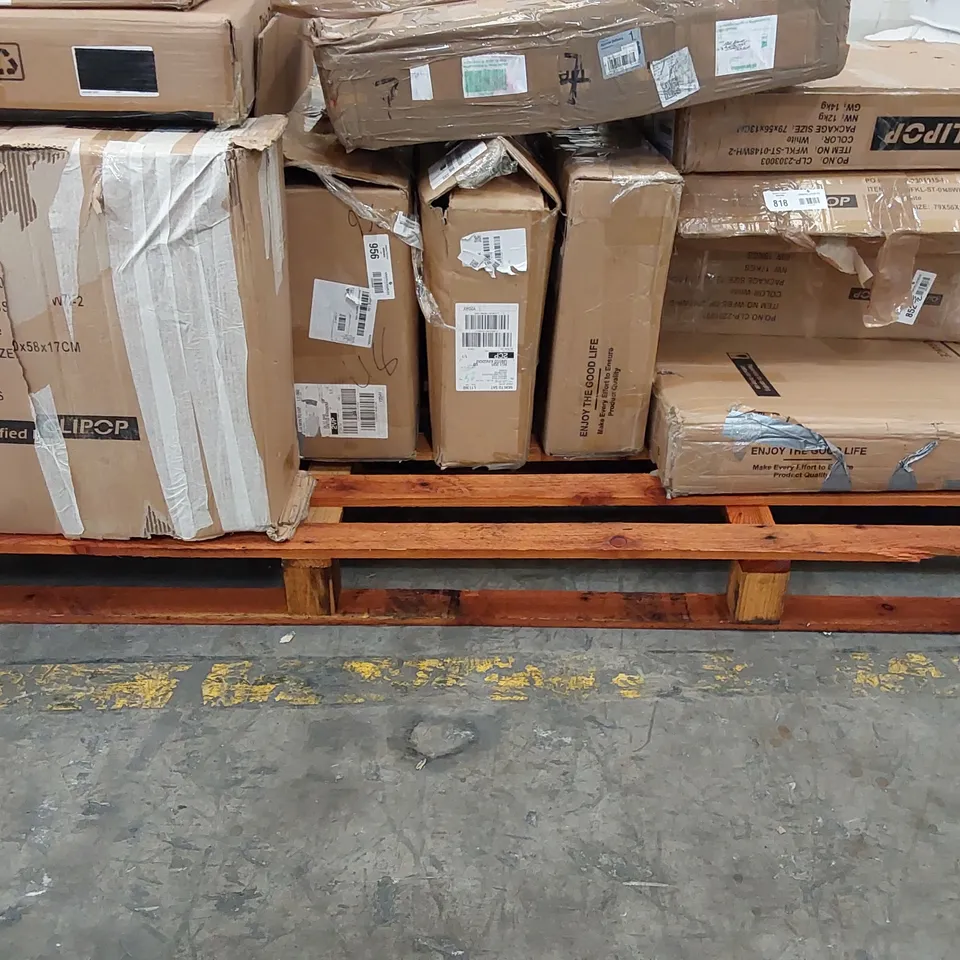 PALLET OF ASSORTED BOXED FURNITURE AND FURNITURE PARTS