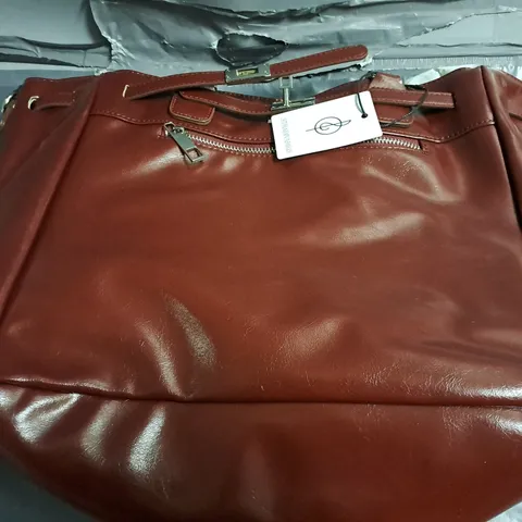 STRADIVARIUS MAROON LARGE HAND BAG