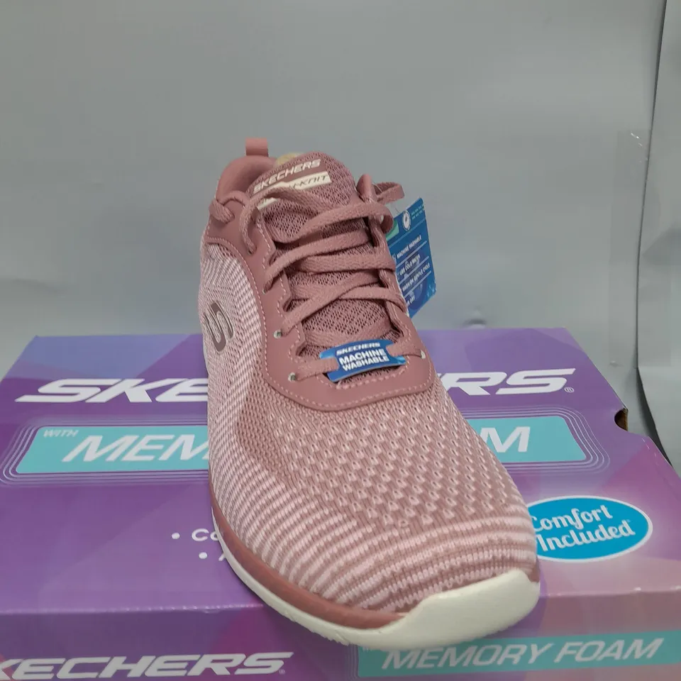 BOXED SKECHERS SIZE 6 ROSE LACE UP TRAINERS WITH MEMORY FOAM