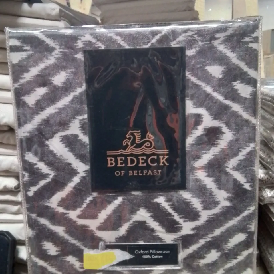 X8 BEDECK OXFORD PILLOW CASES