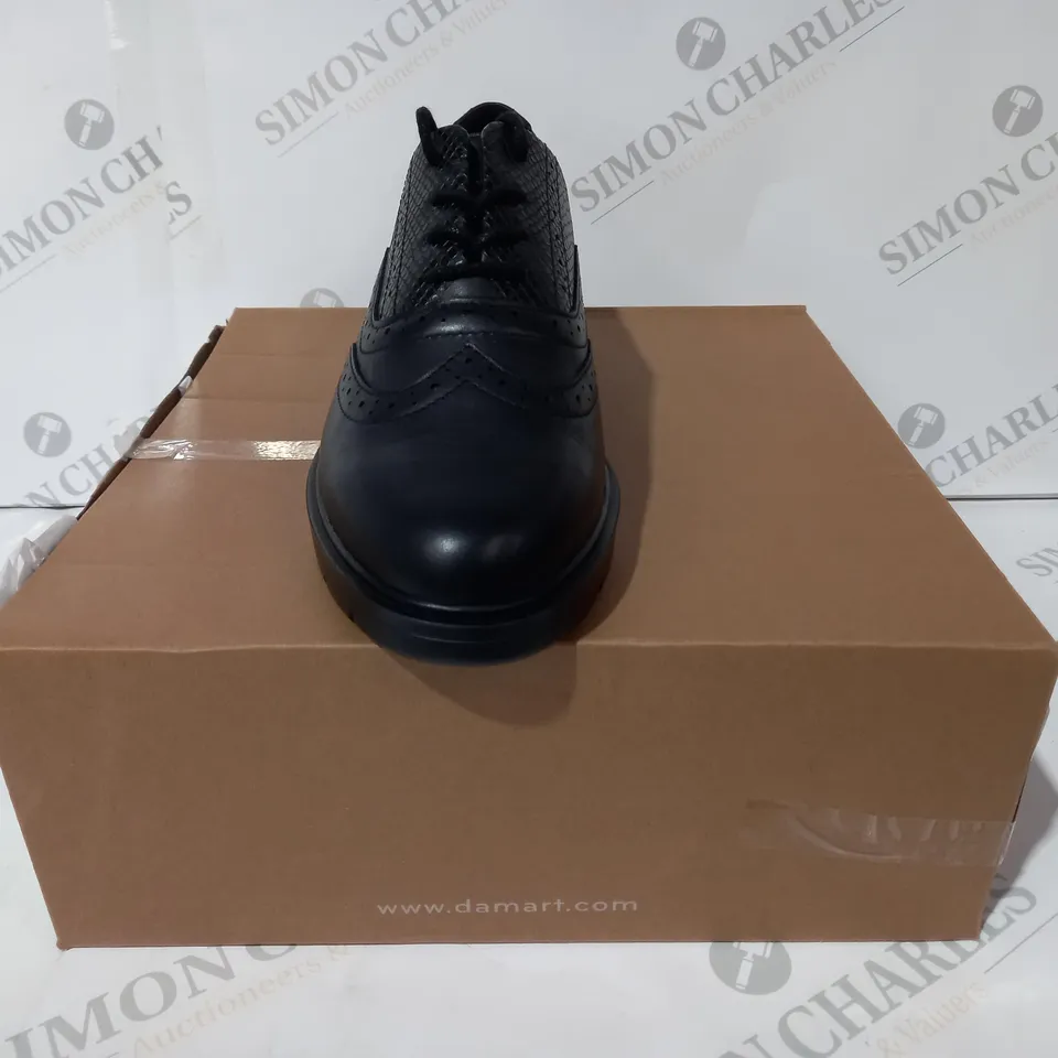 BOXED PAIR OF DAMART SHOES IN BLACK UK SIZE 7