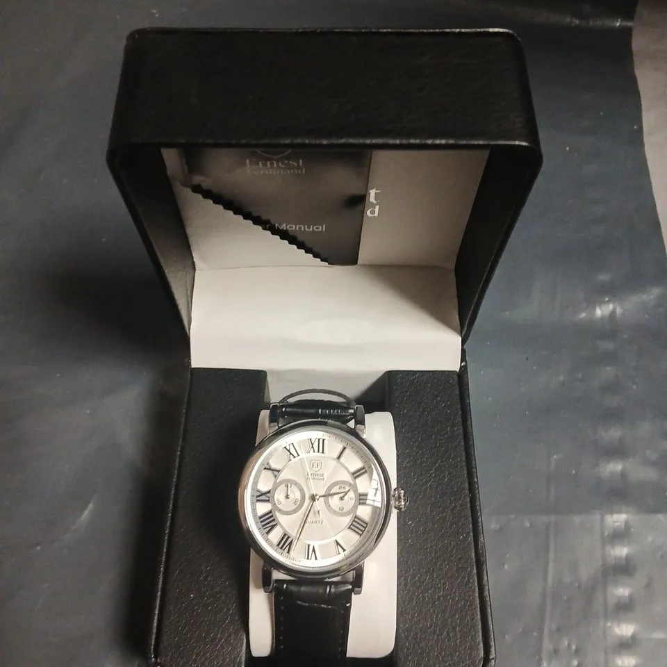 ERNEST FERDINAND QUARTZ WRISTWATCH, SILVER-TONE CASE, BLACK LEATHER STRAP