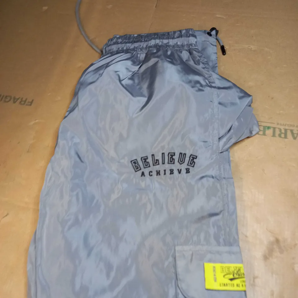 MENS BELIEVE ACHIVE TRACKSUIT SIZE XL
