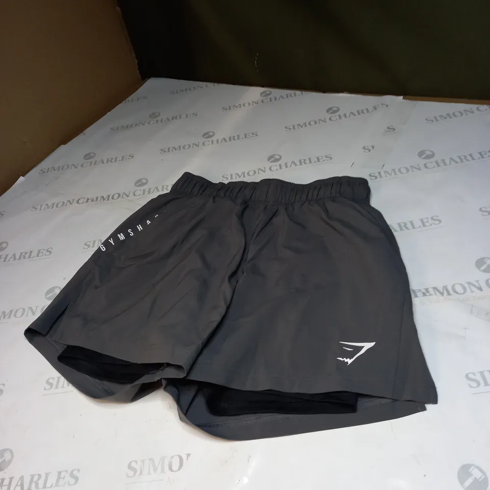 GYMSHARK TRAINING SHORTS SIZE XS