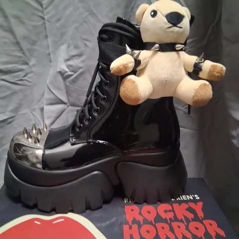 BRAND NEW BOXED RICHARD O'BRIEN'S ROCKY HORROR SHOW X KOI EDDIE'S TEDDY PLATFORM SPIKED BOOTS BLACK SIZE 3