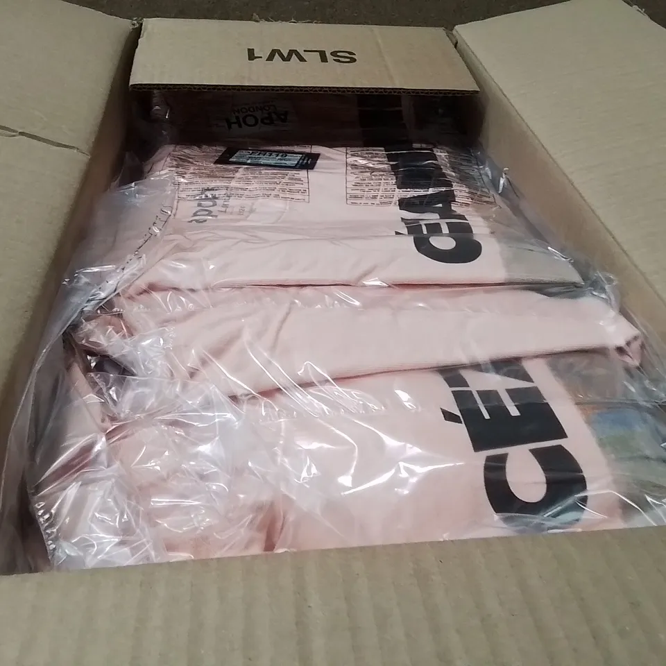 BOXED BRAND NEW APPROXIMATELY 40 OPOH LONDON CEZANNE T-SHIRT SIZE 22/24 PEACH
