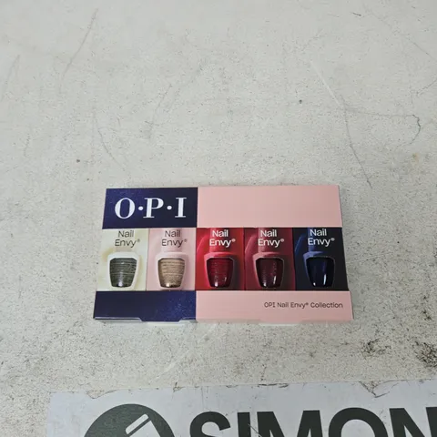 OPI NAIL ENVY COLLECTION - BOXED NAIL STRENGTHENER SET (5 SHADES)