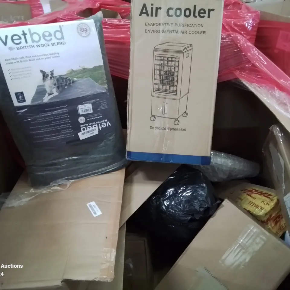 PALLET CONTAINING VARIOUS BOXED HOUSEHOLD ITEMS TO INCLUDE DOG BED, AIR COOLER ETC.