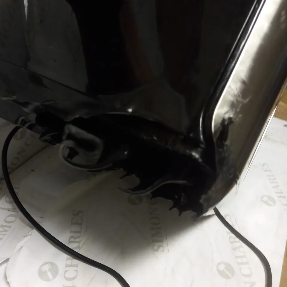 UTEN AUTOMATIC MULTIFUNCTIONAL AIR FRYER SMART TABLETOP OVEN