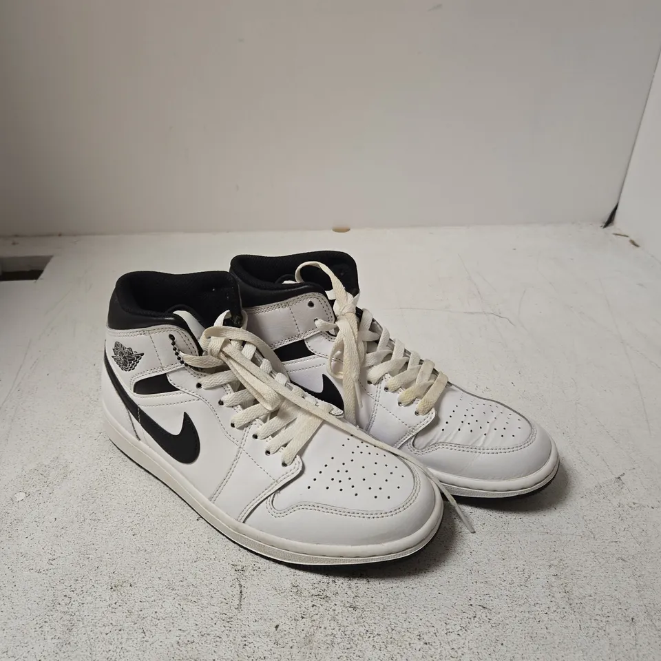 NIKE AIR JORDAN 1 TRAINERS – 6