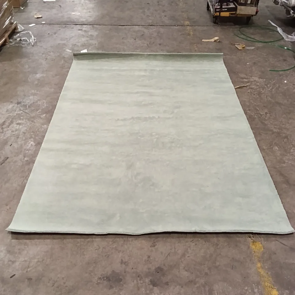 QUALITY DESIGNER AREA RUG - APPROXIMATELY 200X280CM
