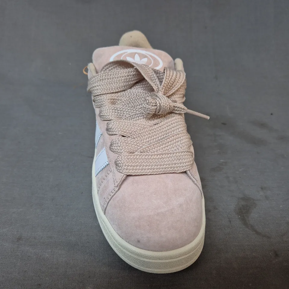 BOXED PAIR OF ADIDAS CAMPUS 00S SHOES IN BLUSH UK SIZE 5