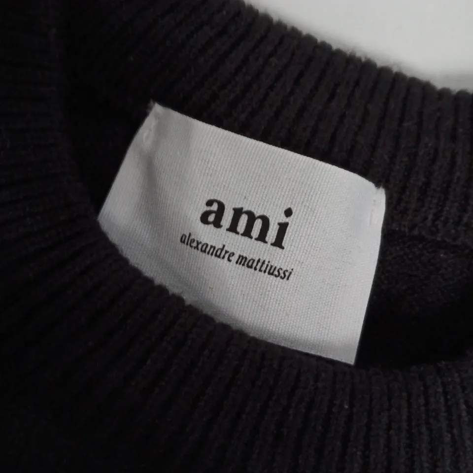 AMI ALEXANDRE MATTIUSSI KNIT SWEATER WITH RED HEART LOGO – CHARCOAL - LARGE