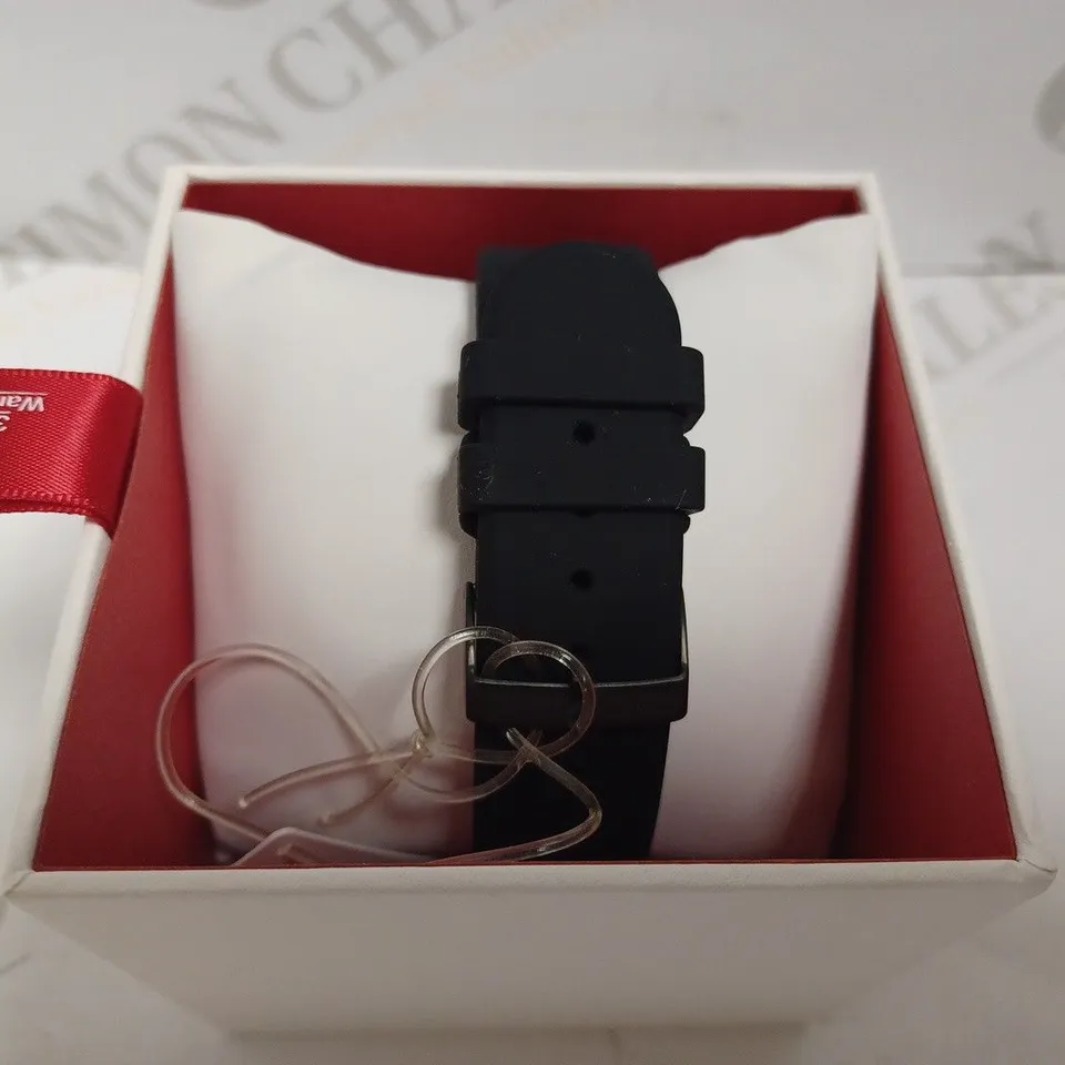 WENGER BLACK WATCH WITH RUBBER STRAP