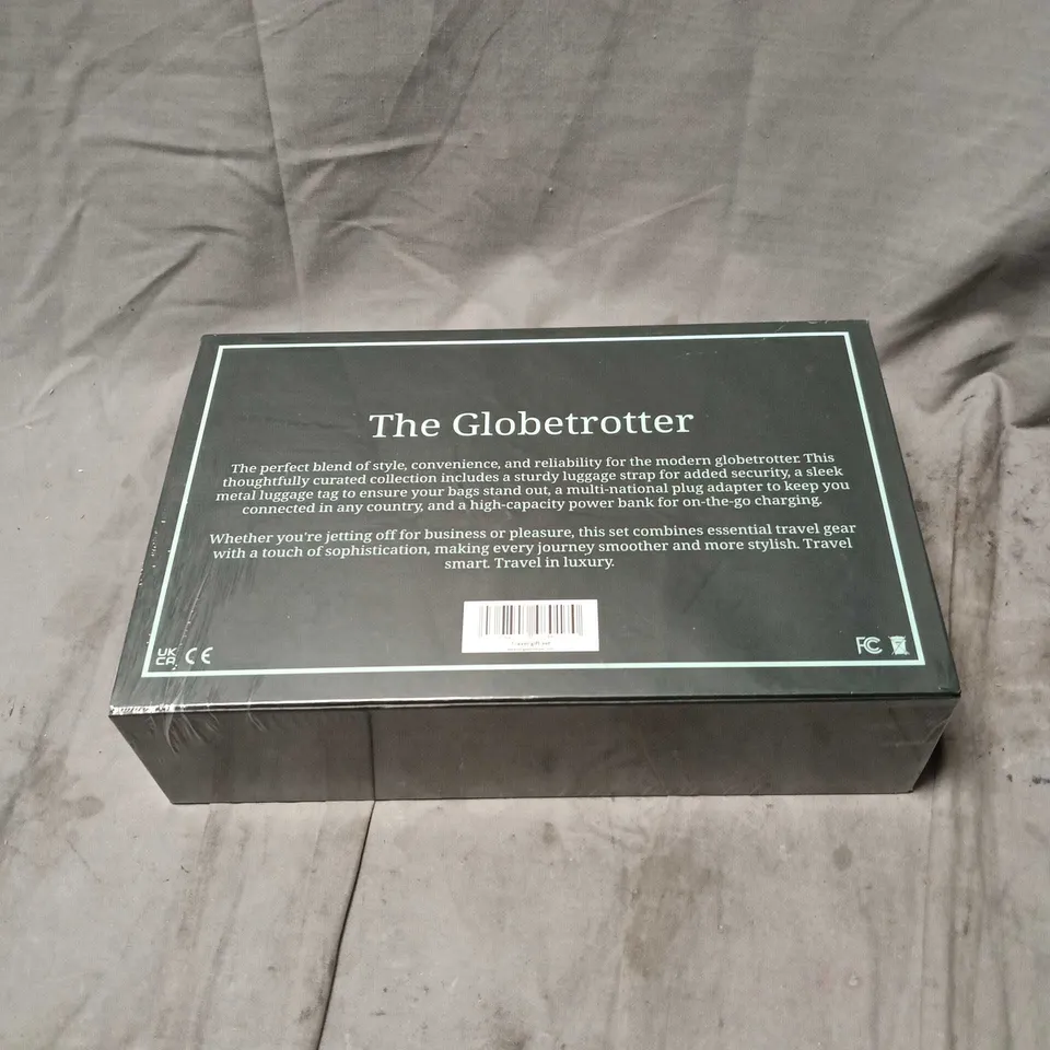 KINGSLEY & HARPER THE GLOBETROTTTER TRAVEL ACCESSORIES SET – BOXED