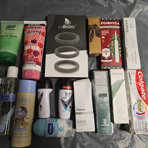 LOT OF APPROXIMATELY 26 ASSORTED HEALTH AND BEAUTY ITEMS TO INCLUDE WAKEN TOOTHPASTE, CHERRY BODY WASH AND SURE DEODERANT