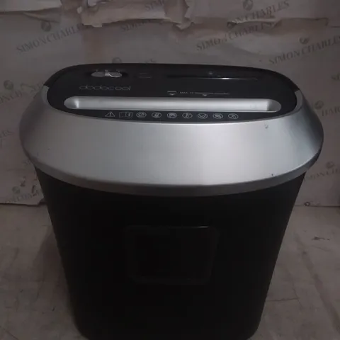 DODOCOOL SHREDDER IN BLACK