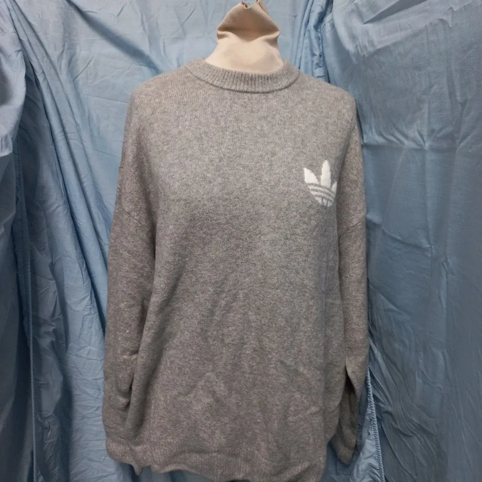 ADIDAS KNITTED SWEATER – GREY, UK 12-14 (MEN'S)
