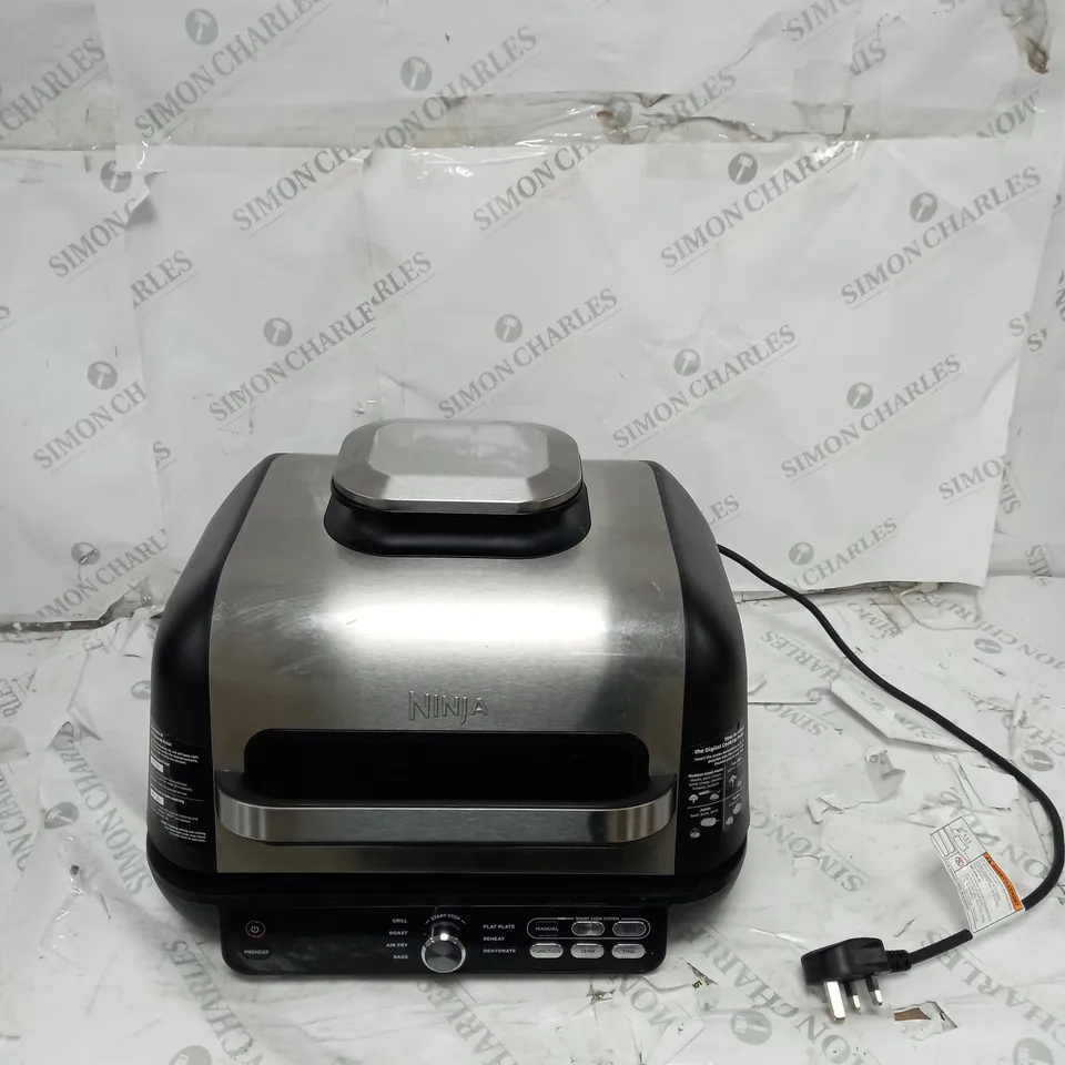 BOXED NINJA FOODI MAX PRO HEALTH GRILL AND AIR FRYER AG651UK