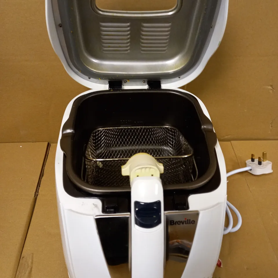 BREVILLE EASY CLEAN DIGITAL FRYER 
