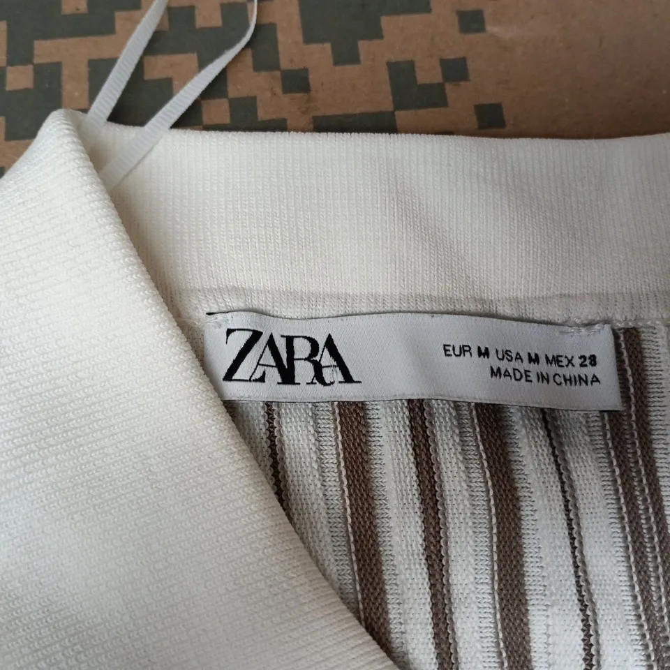 ZARA STRIPED KNIT DRESS WITH BUTTON FRONT (EUR M / USA M / MEX 28)