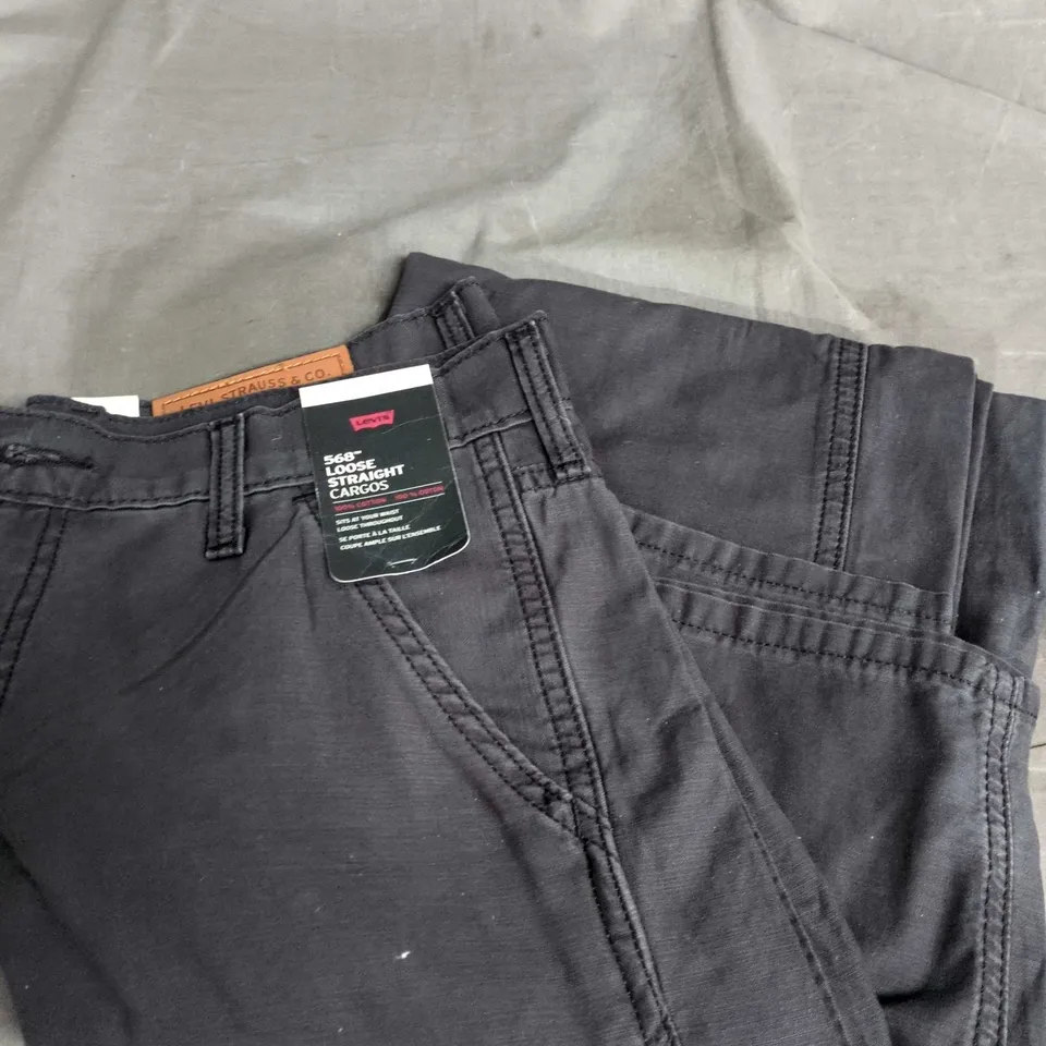 LEVI'S 568 LOOSE STRAIGHT CARGOS JEANS – DARK WASH - 29 X 32