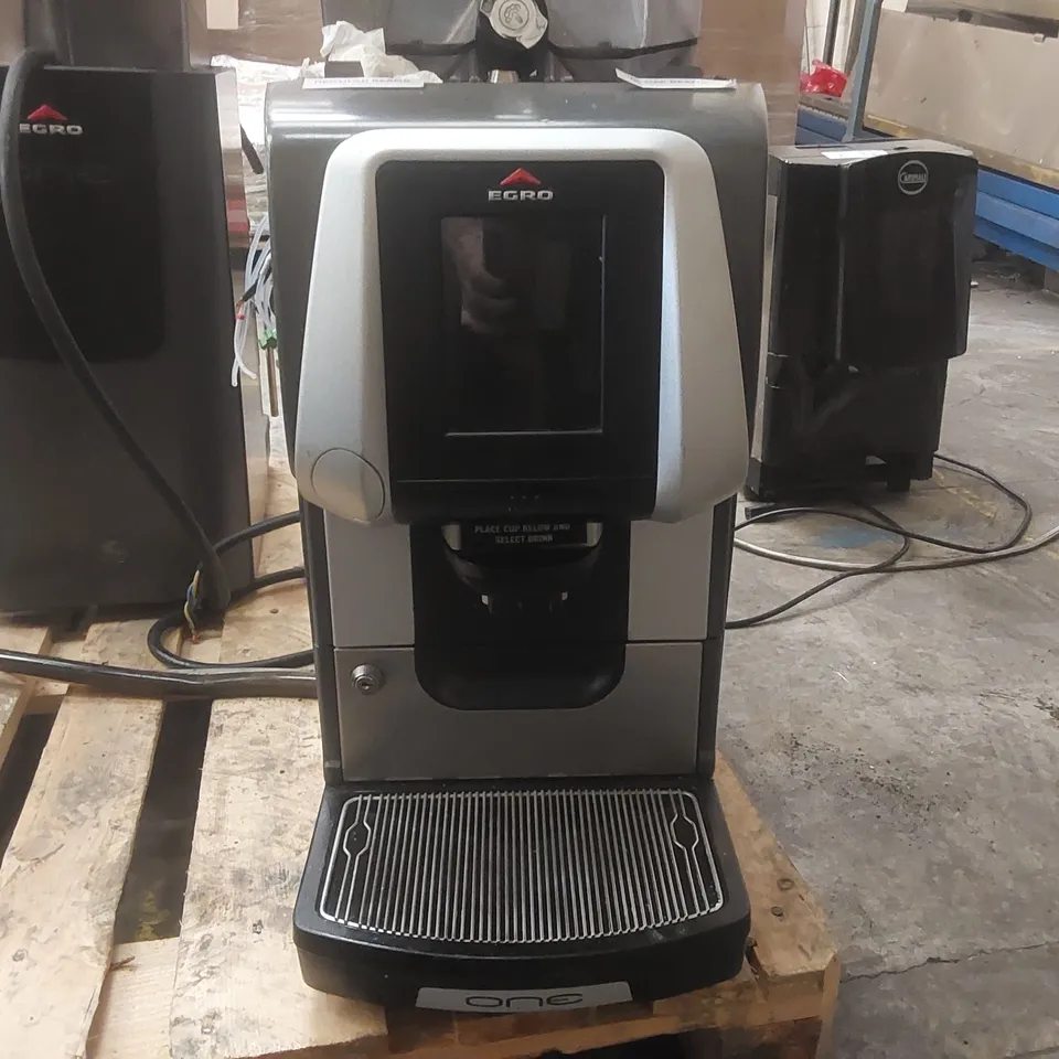 EGRO ONE COMMERCIAL BEAN TO CUP COFFEE MACHINE