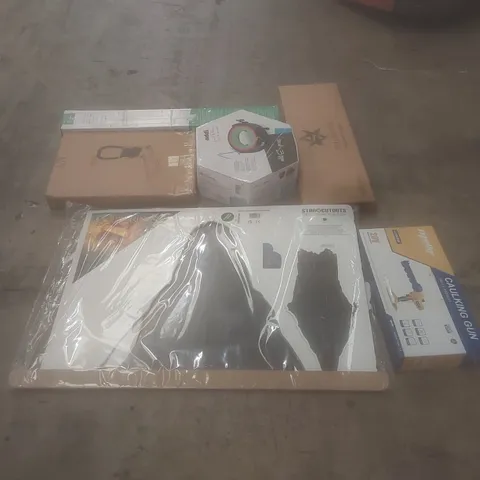 PALLET OF ASSORTED HOUSEHOLD GOODS AND PRODUCTS TO INCLUDE; LOTR RINGWRAITH CARDBOARD CUTOUT DISPLAY, CAULKING GUN, KNITTING MACHINE, RETRACTABLE BABY GATE ETC